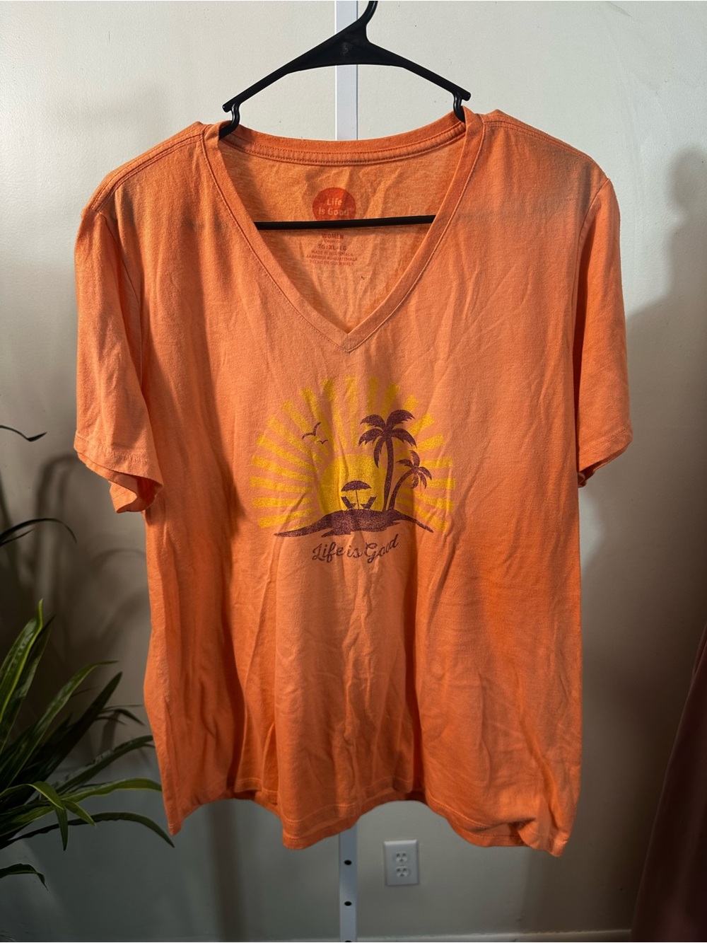 H16. Life is Good Women’s Orange V-Neck Tropical Tee